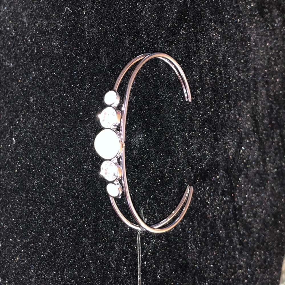 Diamond with pearls bracelet